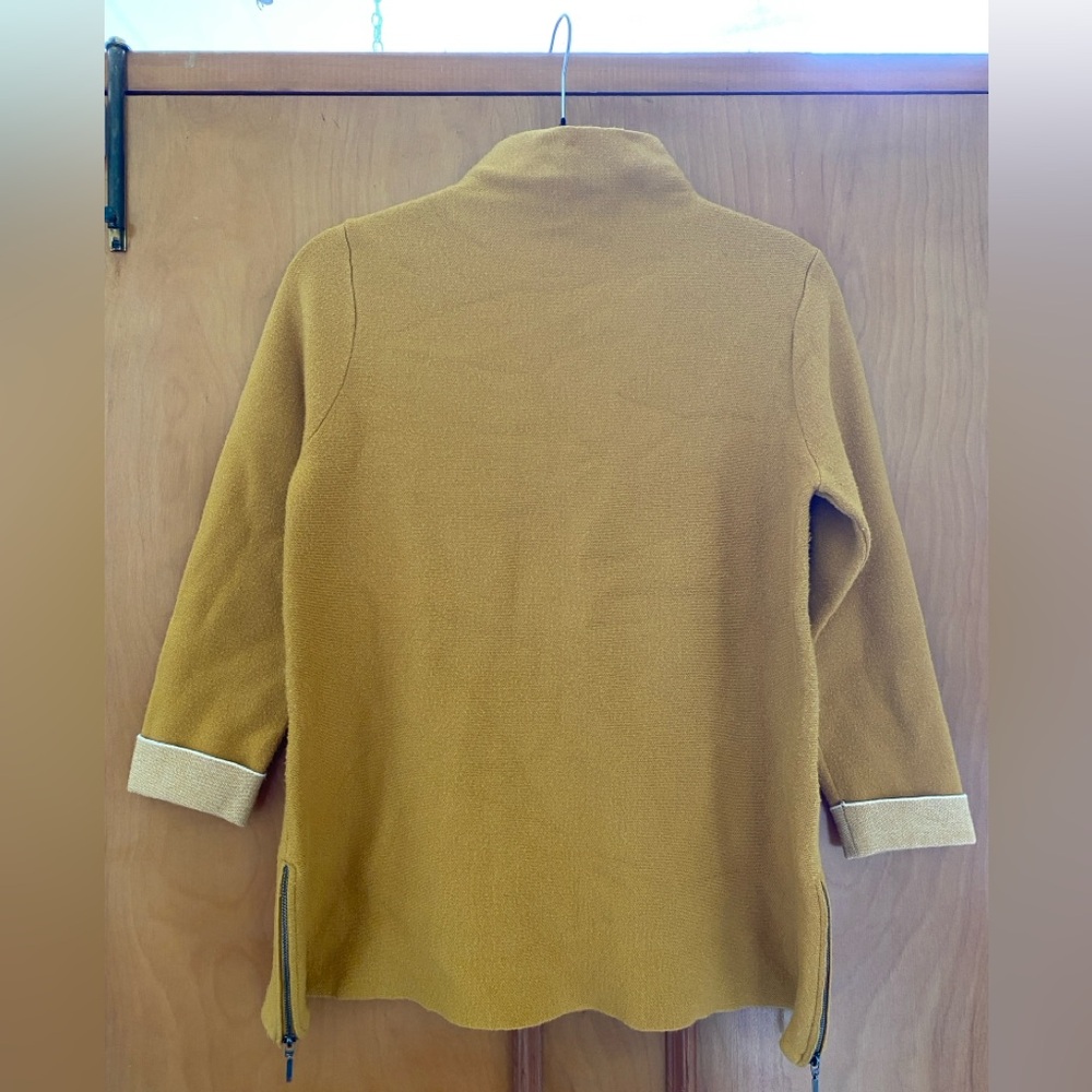 Tahari Mustard Yellow Women’s Sweater